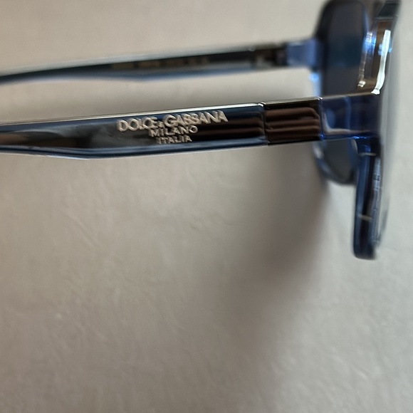 Dolce & Gabbana Unisex Sunglasses - Picture 9 of 13